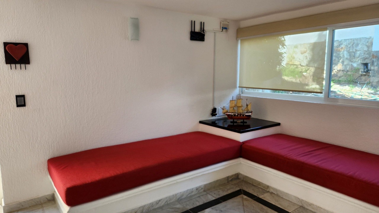 Photo of Livingroom in Lomas de Costa Azul