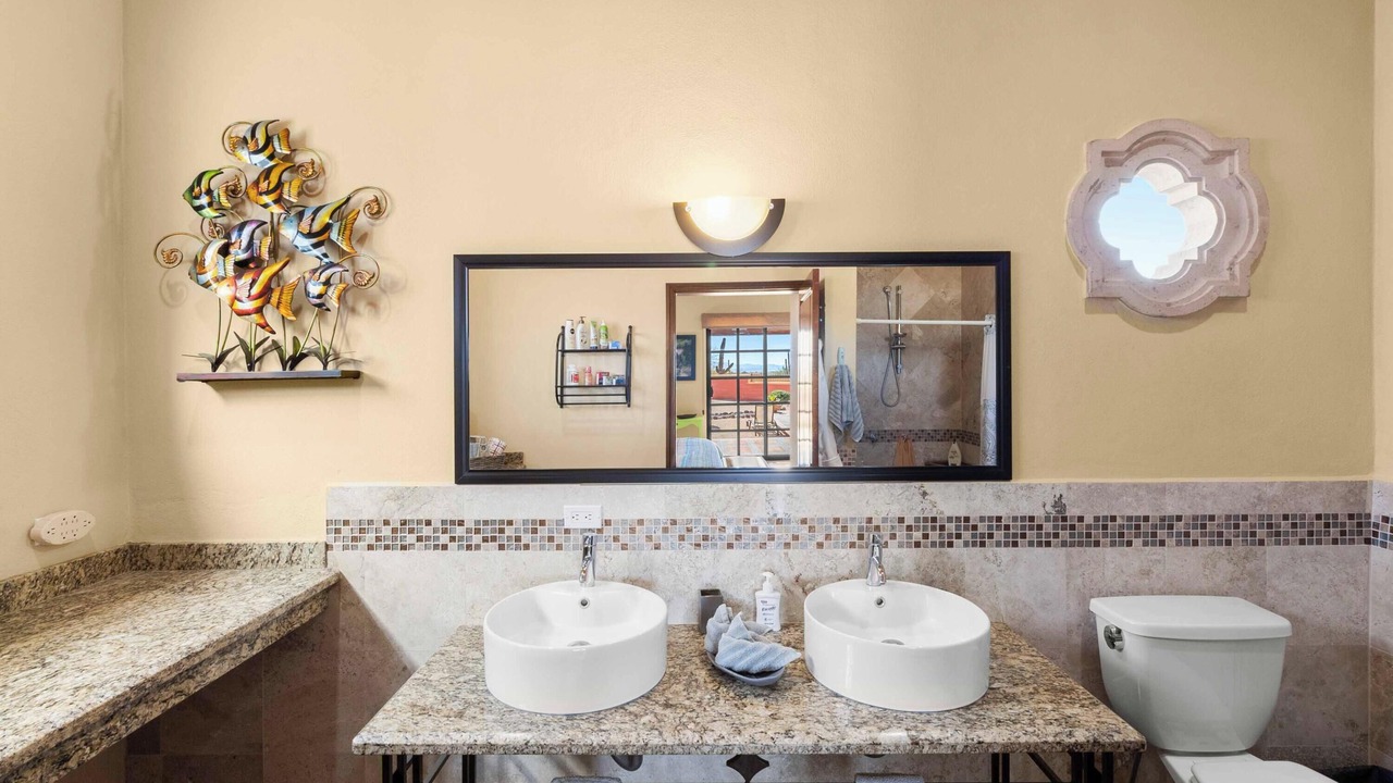Photo of Bathroom in El Centenario