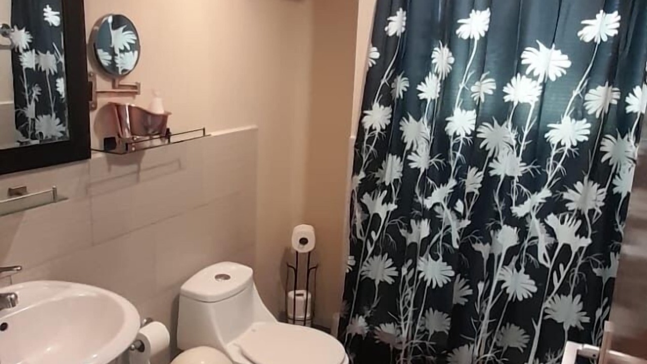 Photo of Bathroom in Zona 14