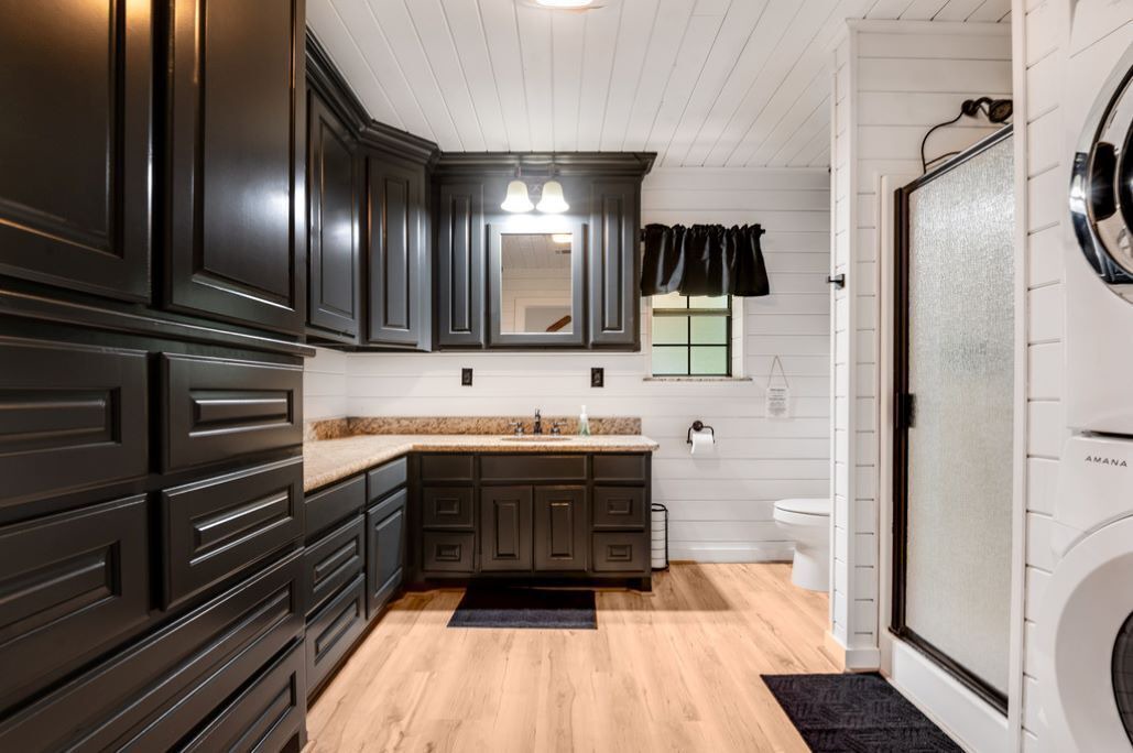 Photo of Bathroom in Brookeland