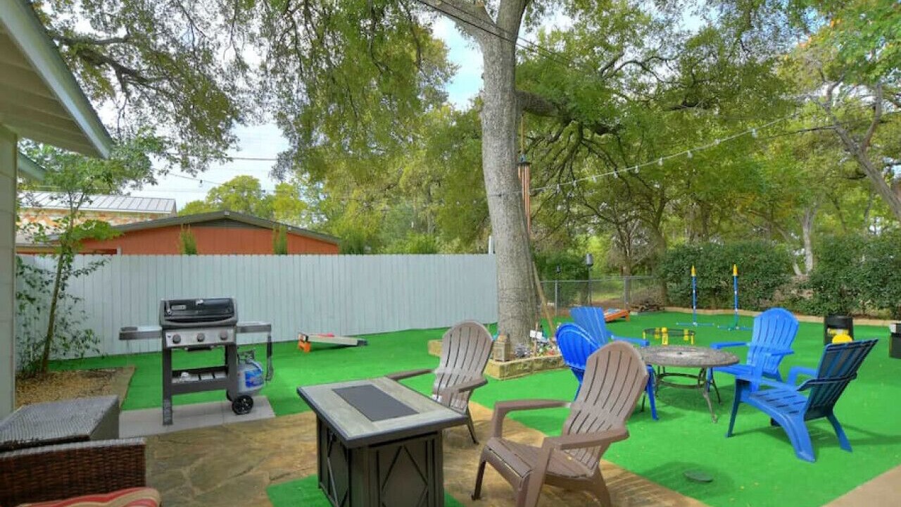 Photo of Outdoor in Barton Hills