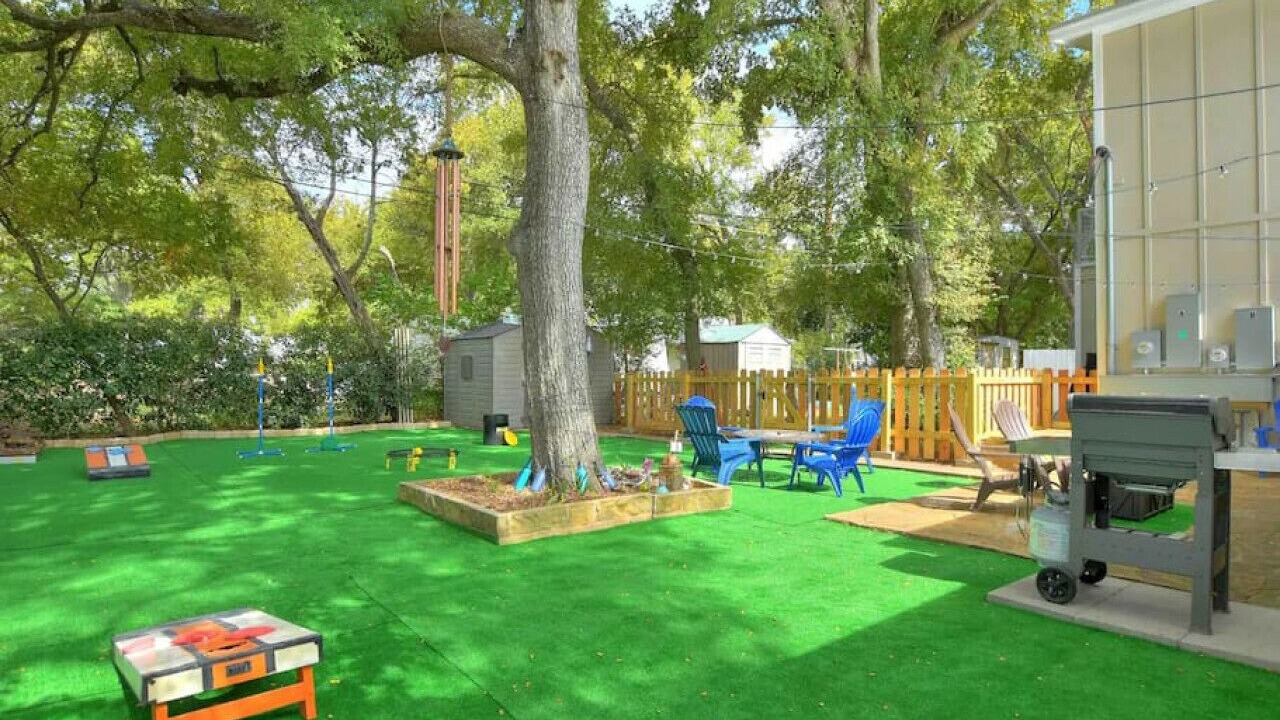 Photo of Outdoor in Barton Hills