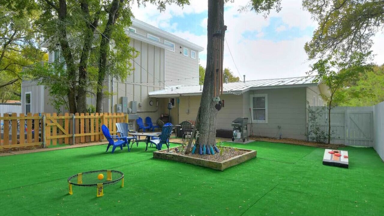 Photo of Outdoor in Barton Hills