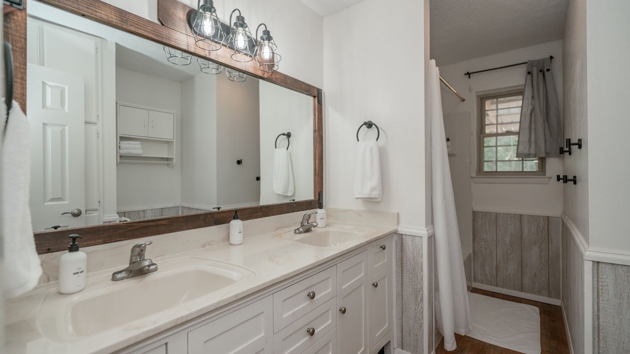 Photo of Bathroom in Kilgore