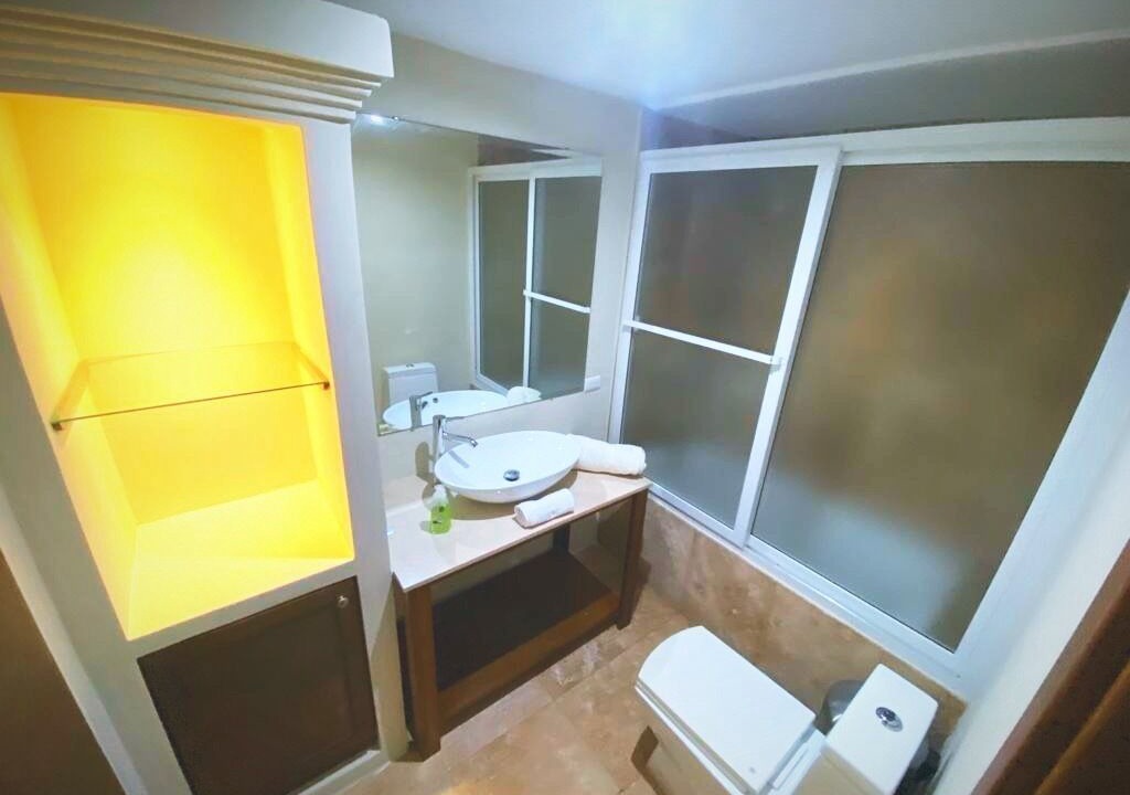 Photo of Bathroom in Zona 10