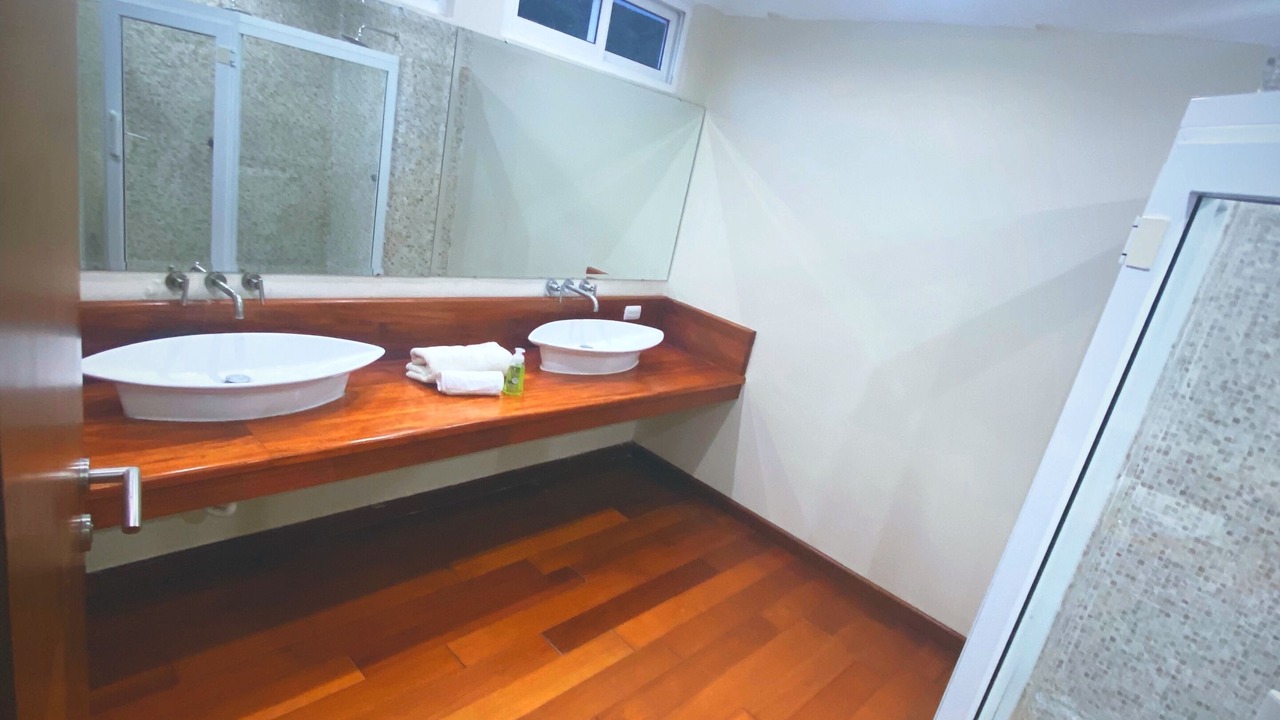 Photo of Bathroom in Zona 10