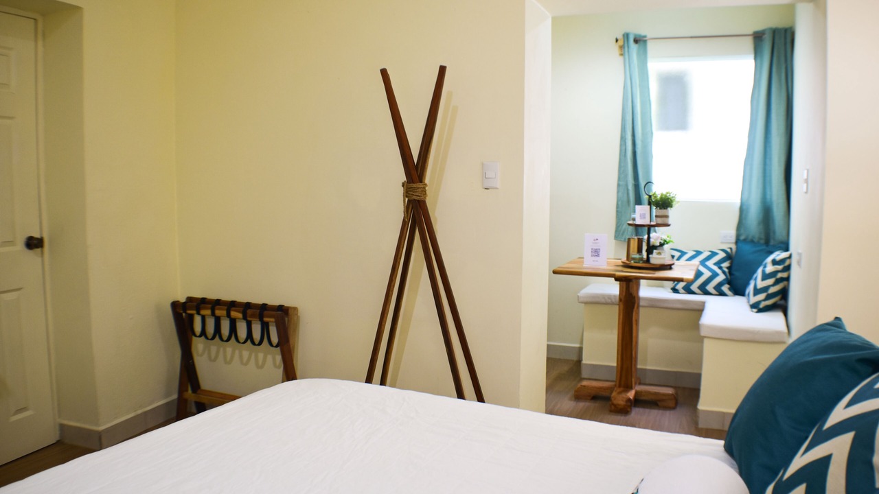 Photo of Bedroom in Flores