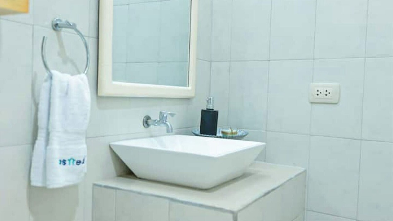 Photo of Bathroom in Flores