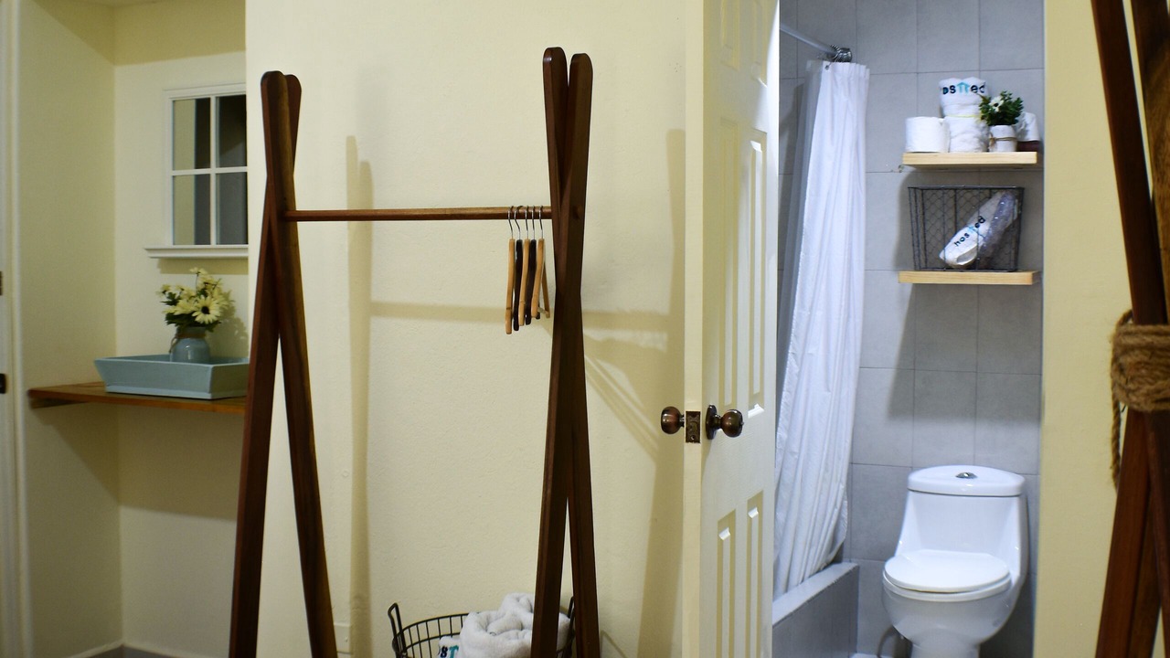 Photo of Bedroom in Flores