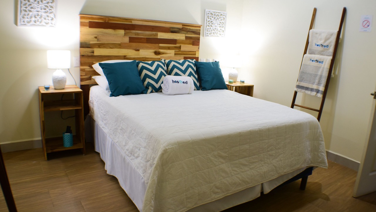 Photo of Bedroom in Flores