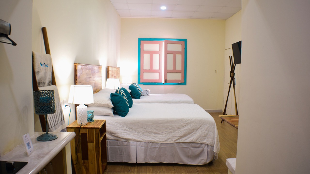 Photo of Bedroom in Flores