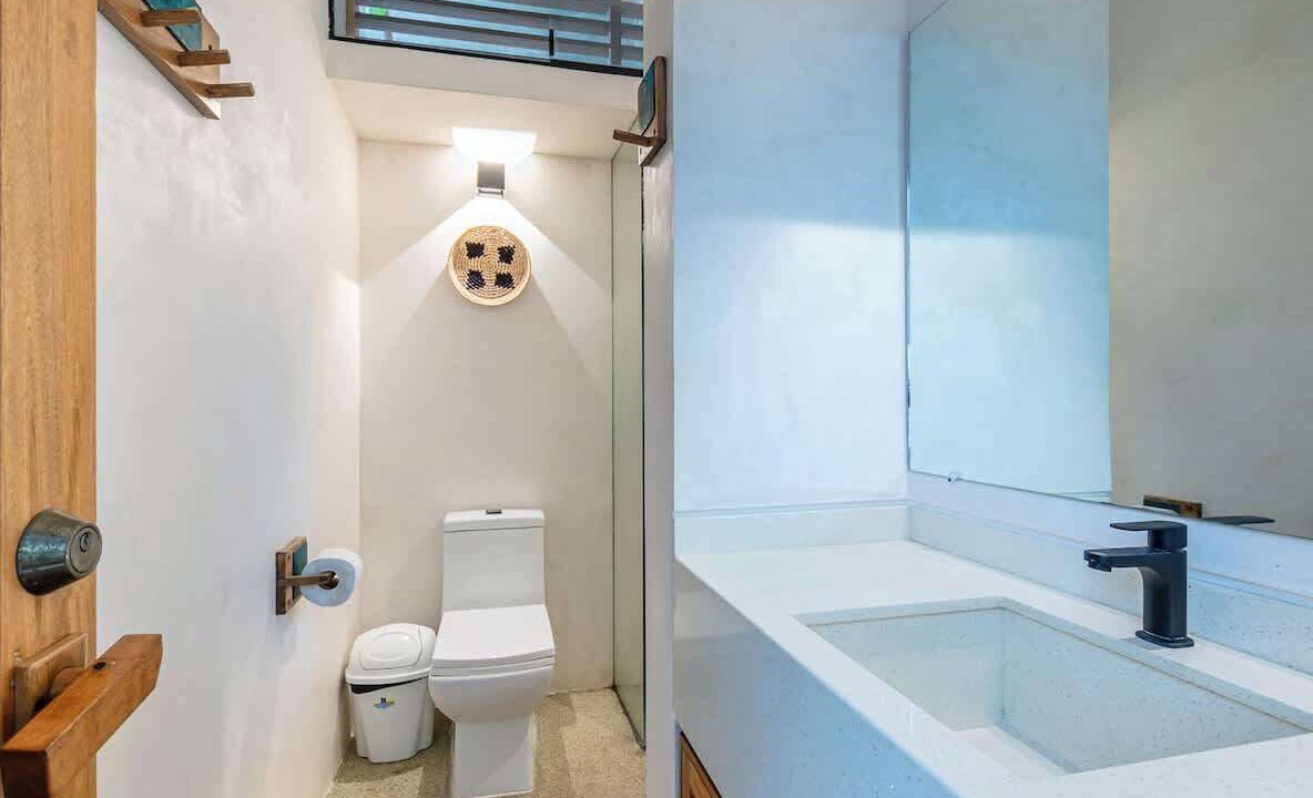 Photo of Bathroom in El Faro