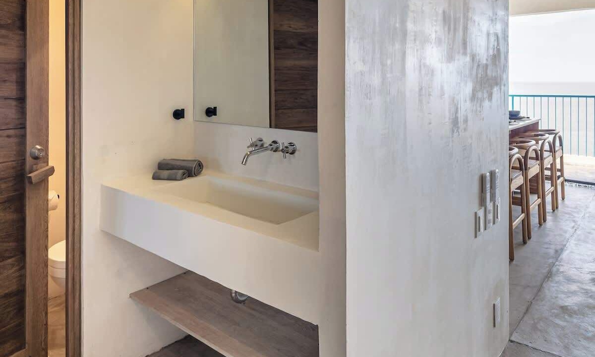 Photo of Bathroom in El Faro