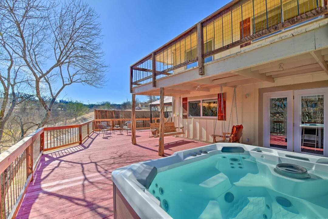Photo of Patio Balcony in Granbury