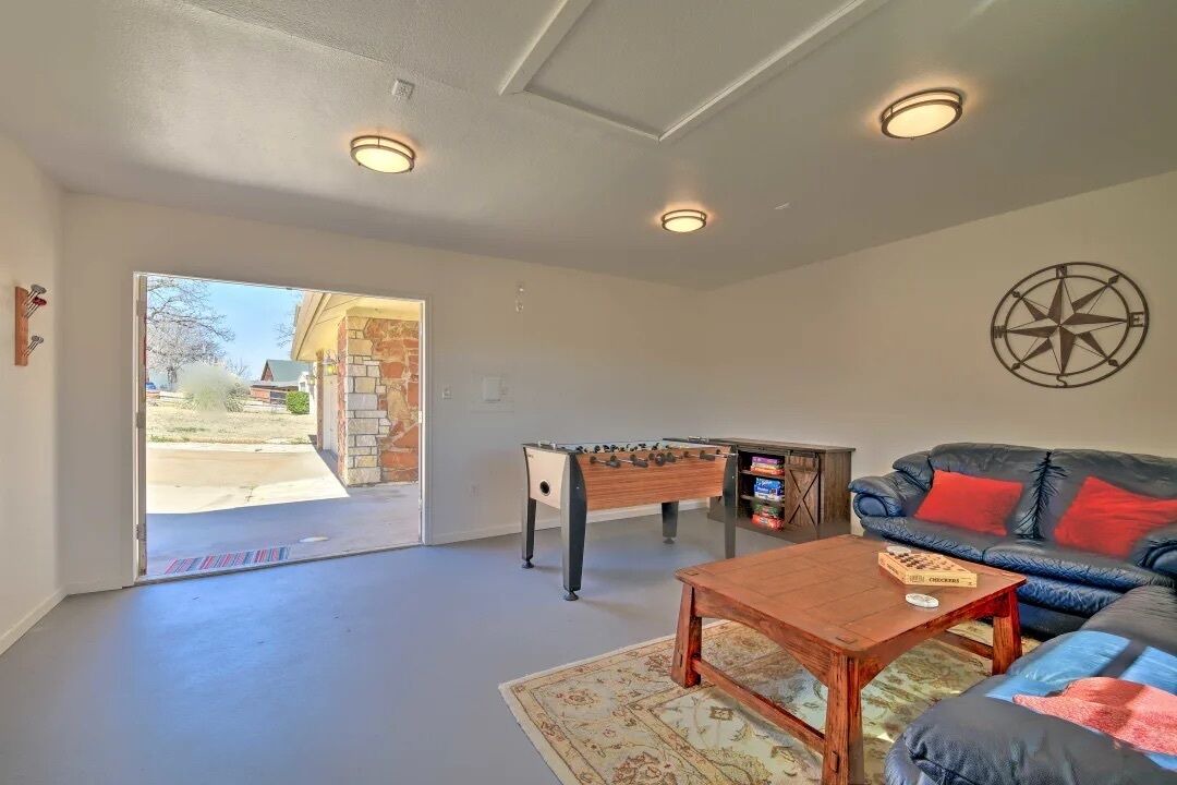 Photo of Livingroom in Granbury