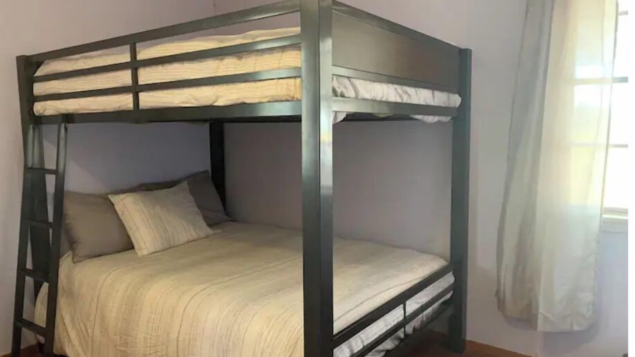 Photo of Bedroom in Lee County