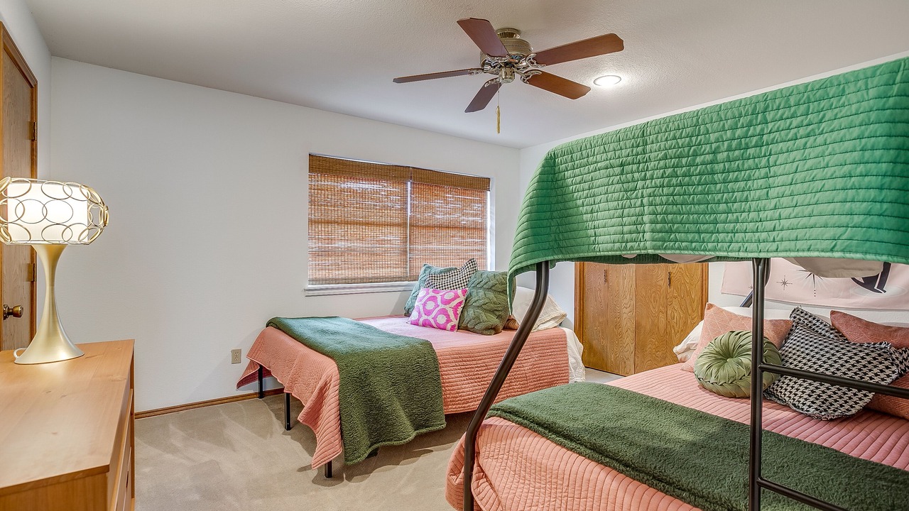 Photo of Bedroom in Granbury