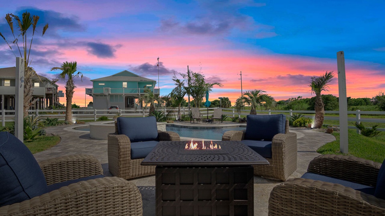 Photo of Patio Balcony in Crystal Beach