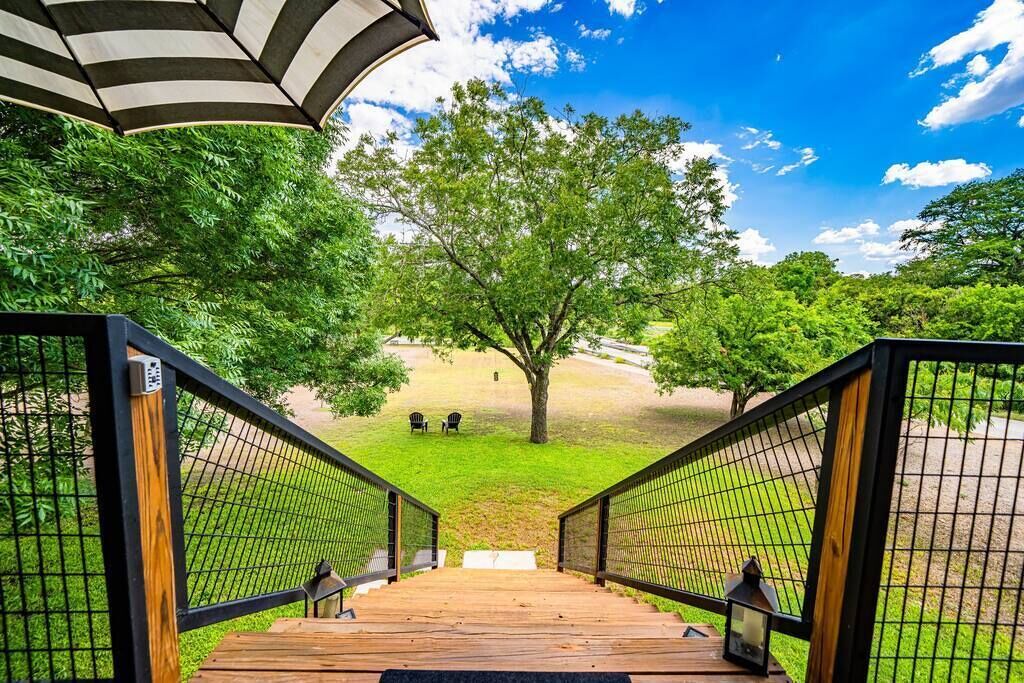Photo of Outdoor in Ingram