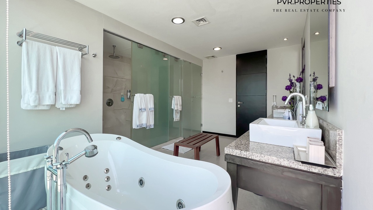 Photo of Bathroom in North Hotel Zone