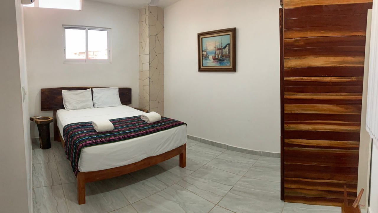 Photo of Bedroom in R