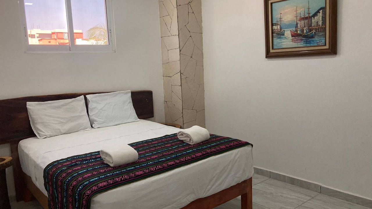 Photo of Bedroom in R