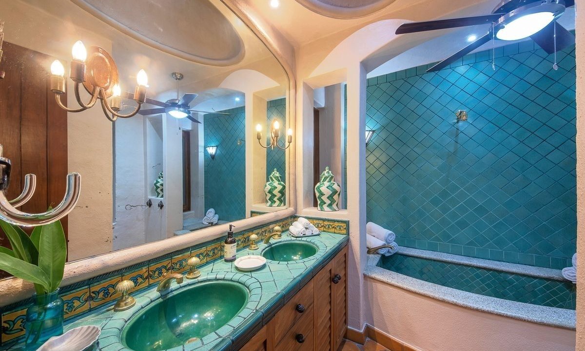 Photo of Bathroom in Fluvial Vallarta