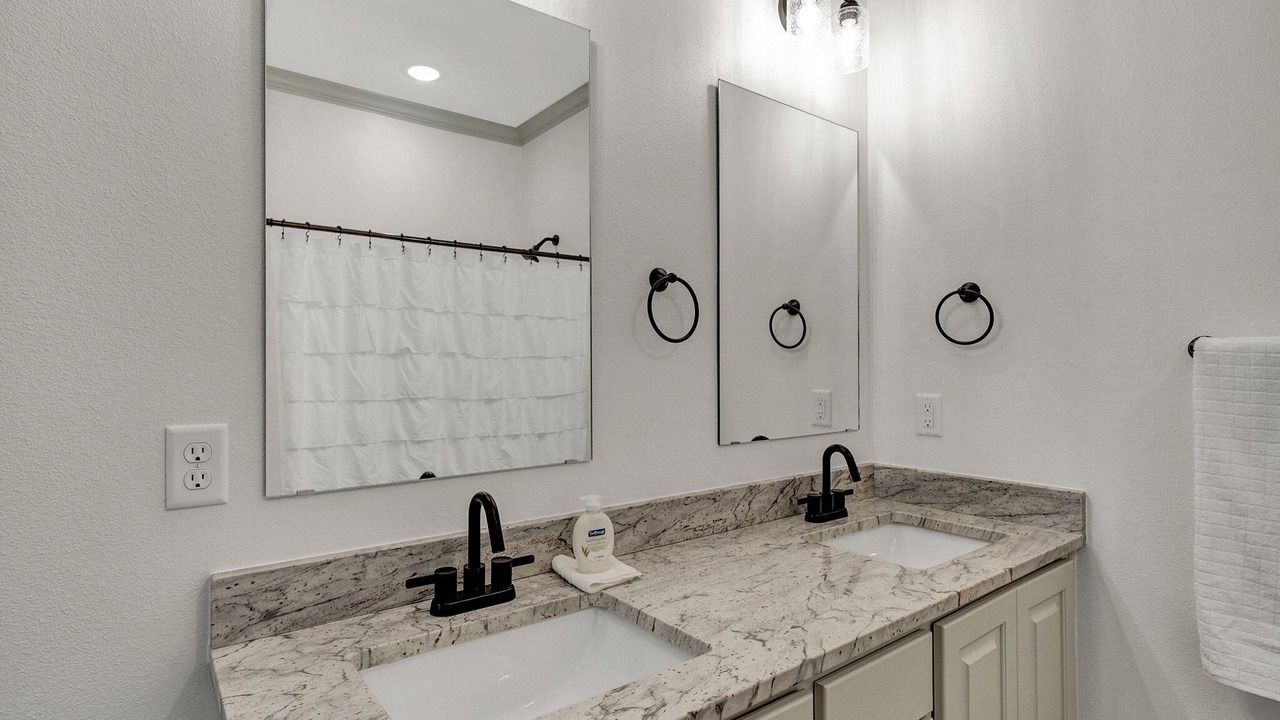 Photo of Bathroom in Tyler