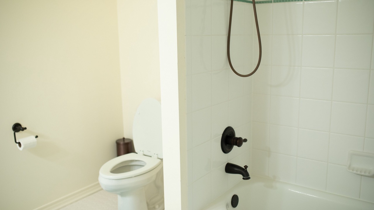 Photo of Bathroom in Brookeland