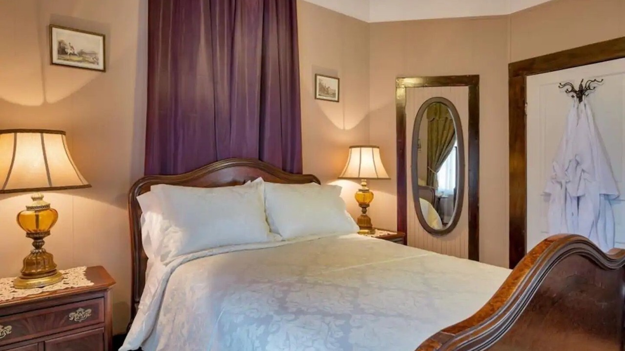 Photo of Bedroom in Hemphill