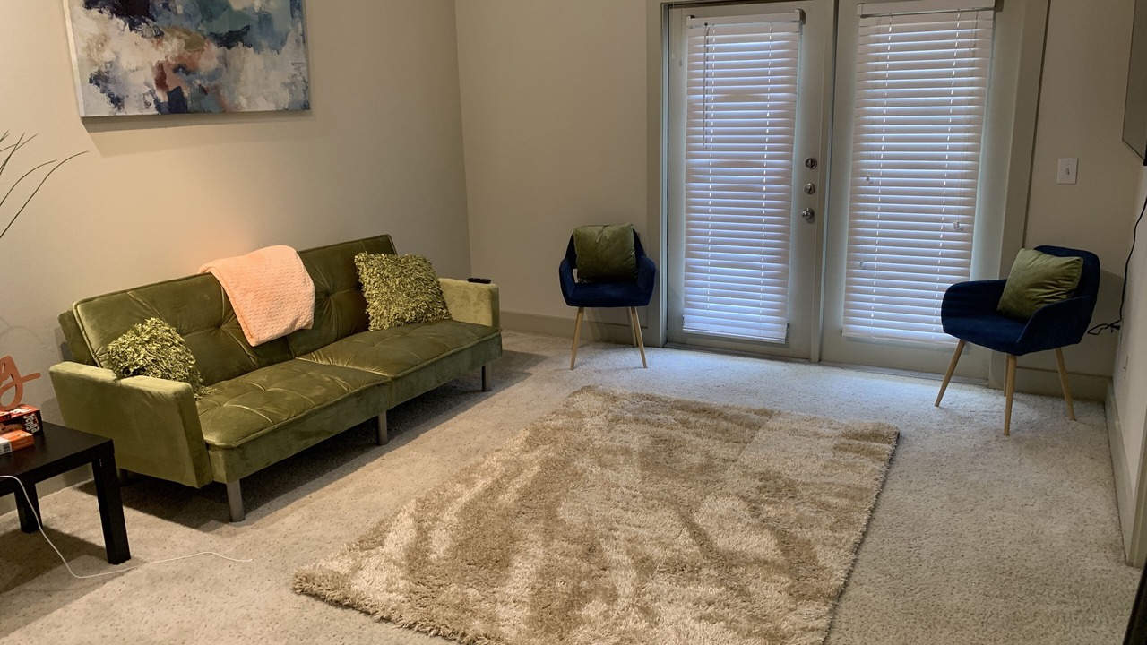 Photo of Livingroom in Uptown