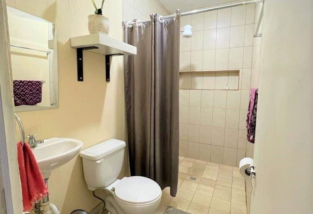 Photo of Bathroom in Chimaltenango