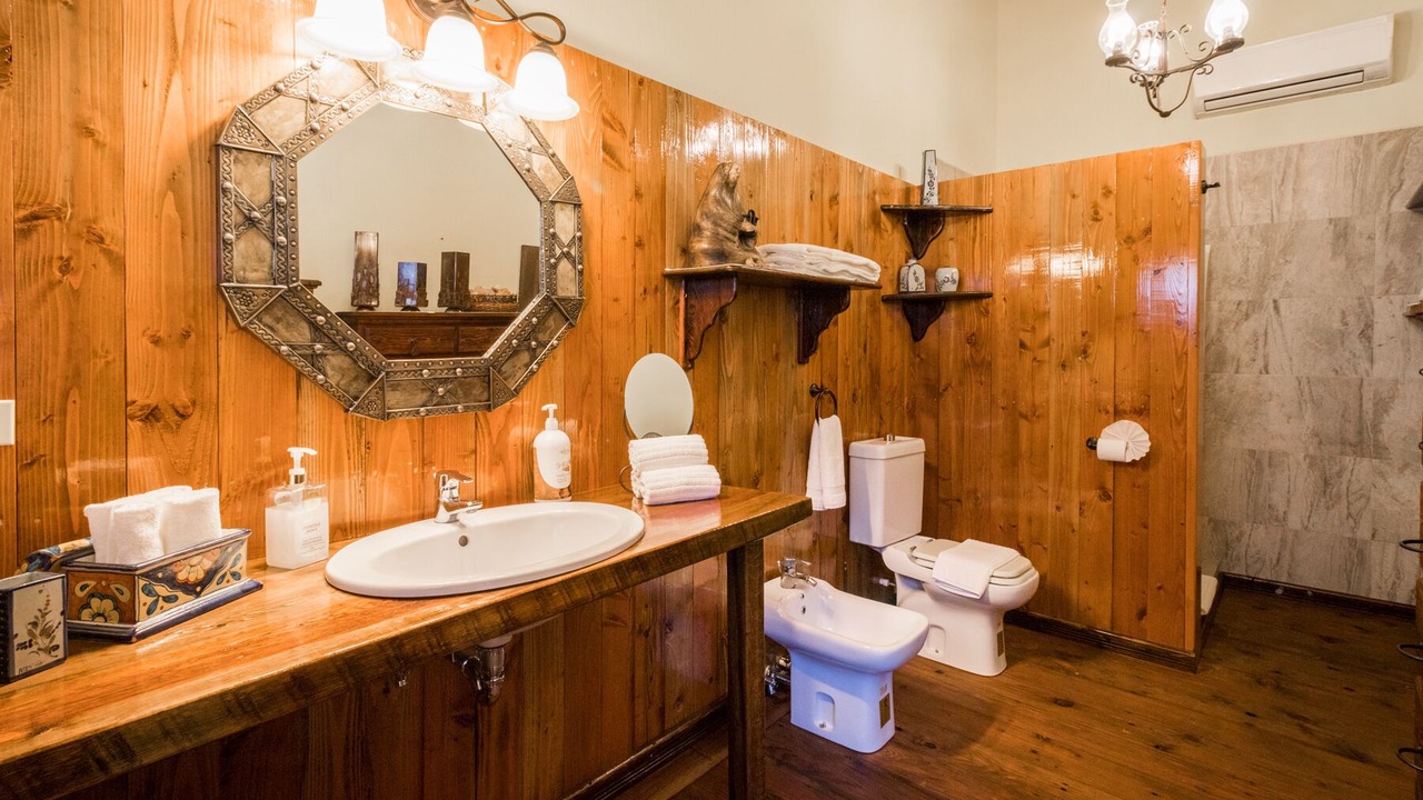 Photo of Bathroom in Esterito