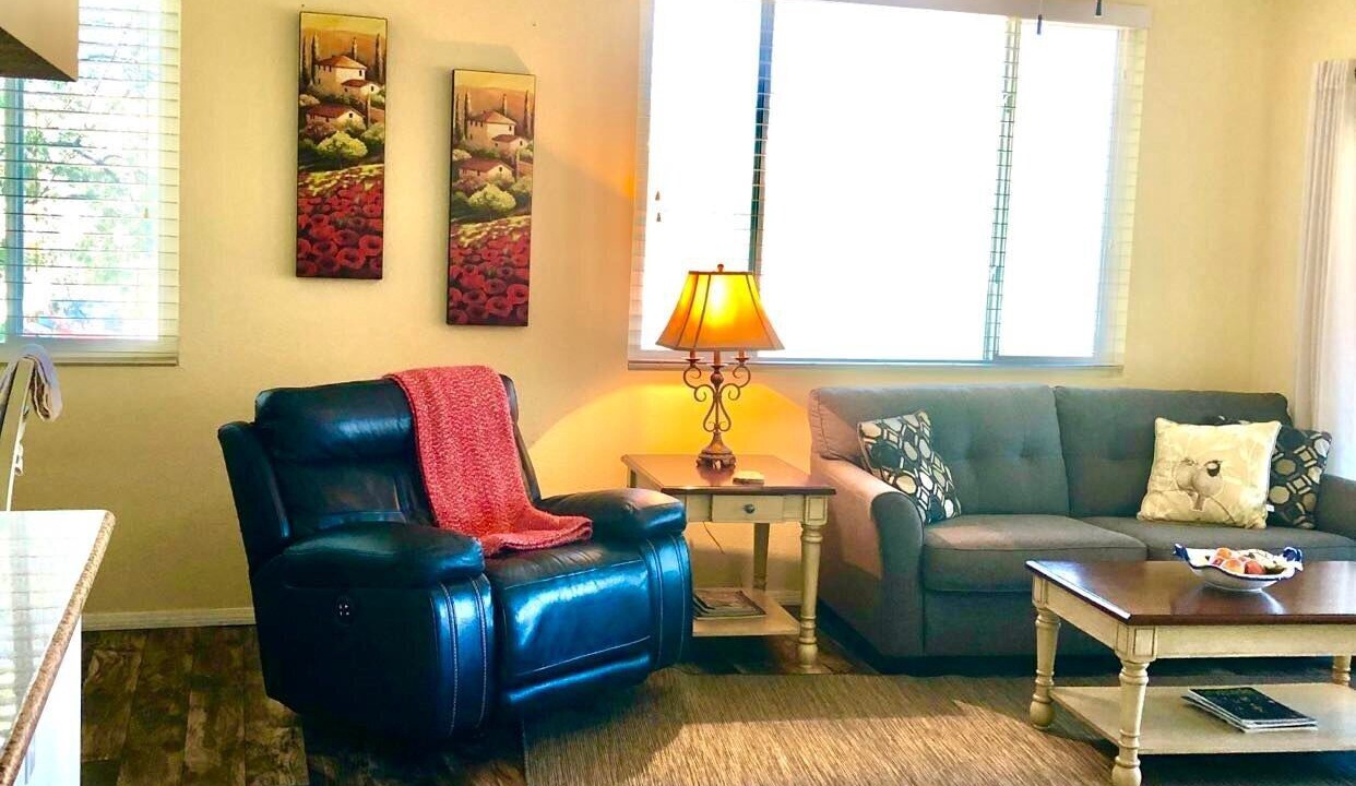 Photo of Livingroom in Foothills