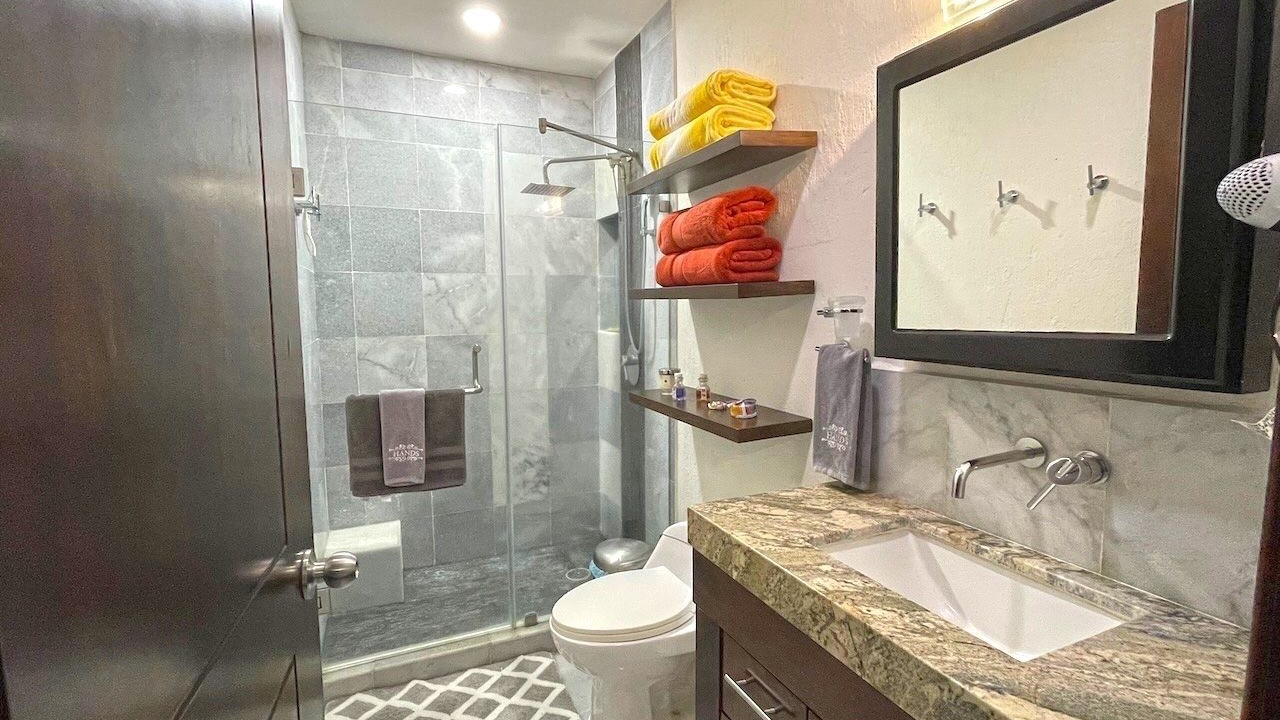 Photo of Bathroom in Flamingos