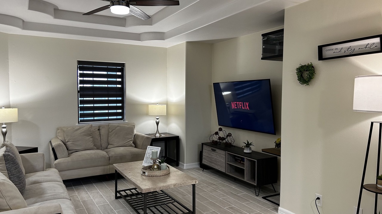 Photo of Livingroom in Pharr