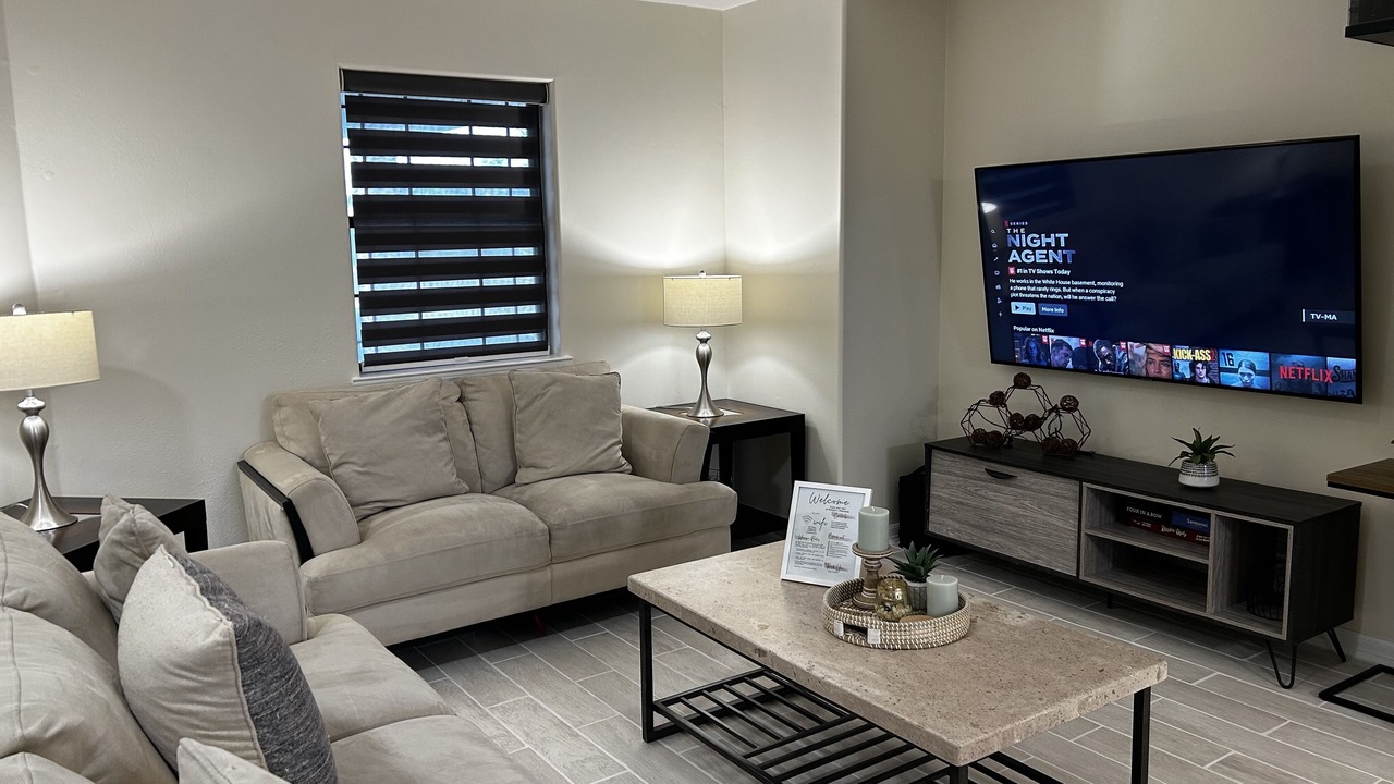 Photo of Livingroom in Pharr
