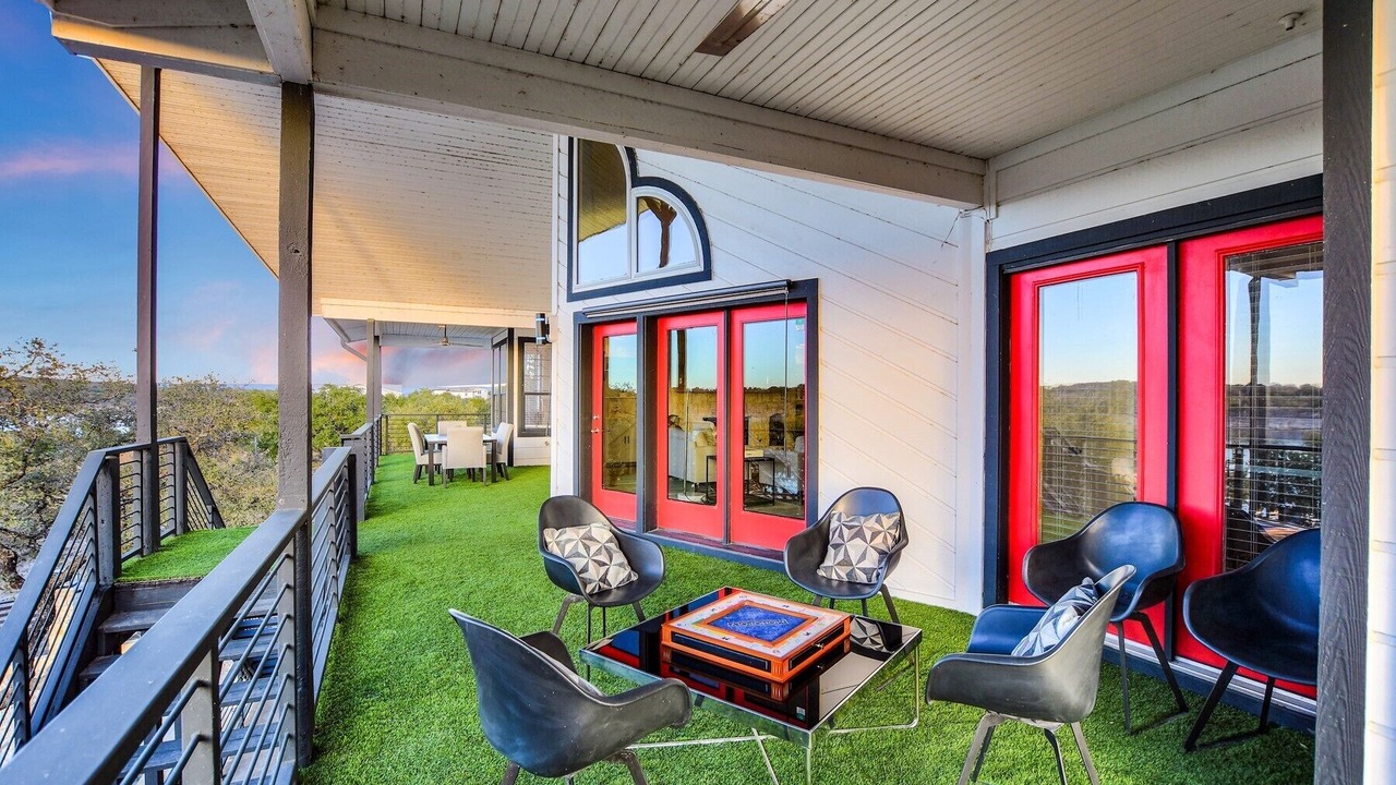 Photo of Patio Balcony in Highland Lake Estates