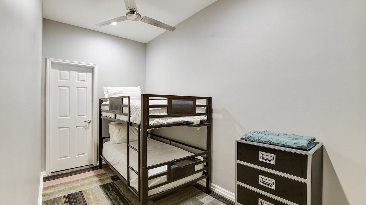 Photo of Bedroom in Highland Lake Estates
