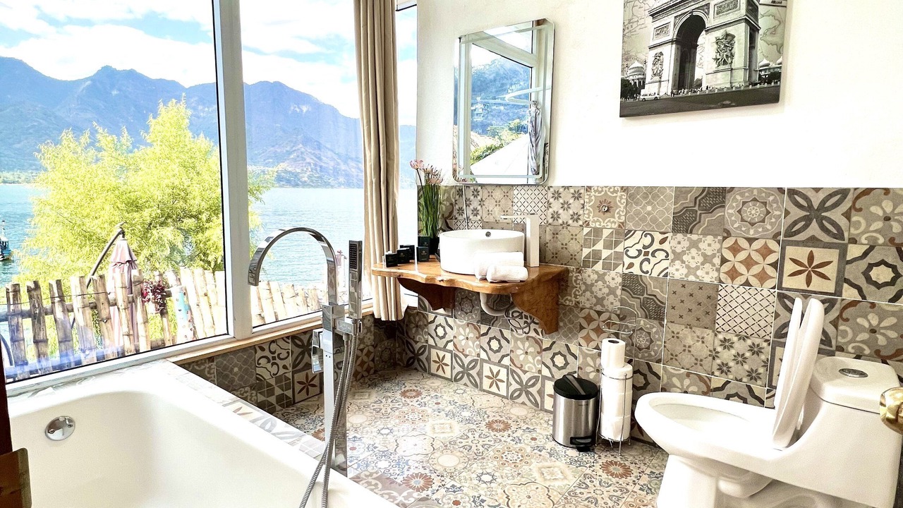 Photo of Bathroom in San Pedro La Laguna