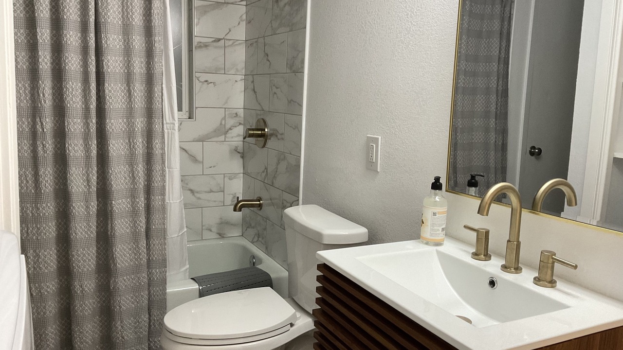 Photo of Bathroom in Horseshoe Bay
