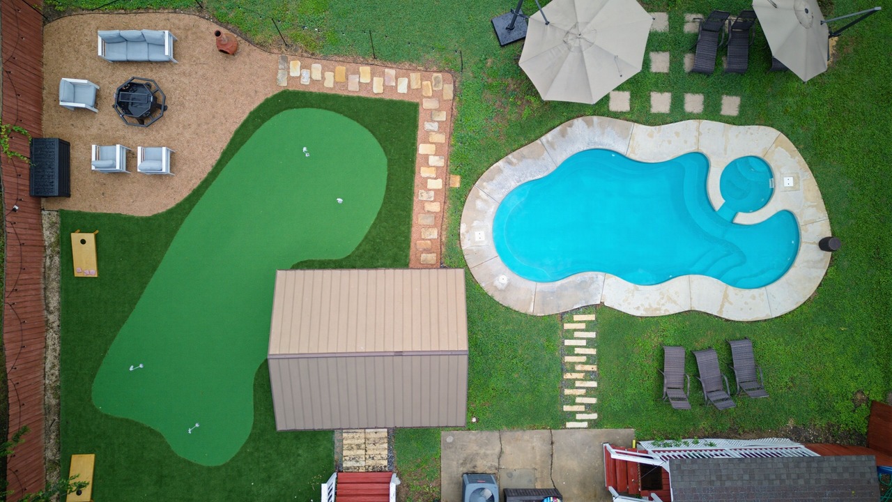 Photo of Outdoor in Tobin Hill