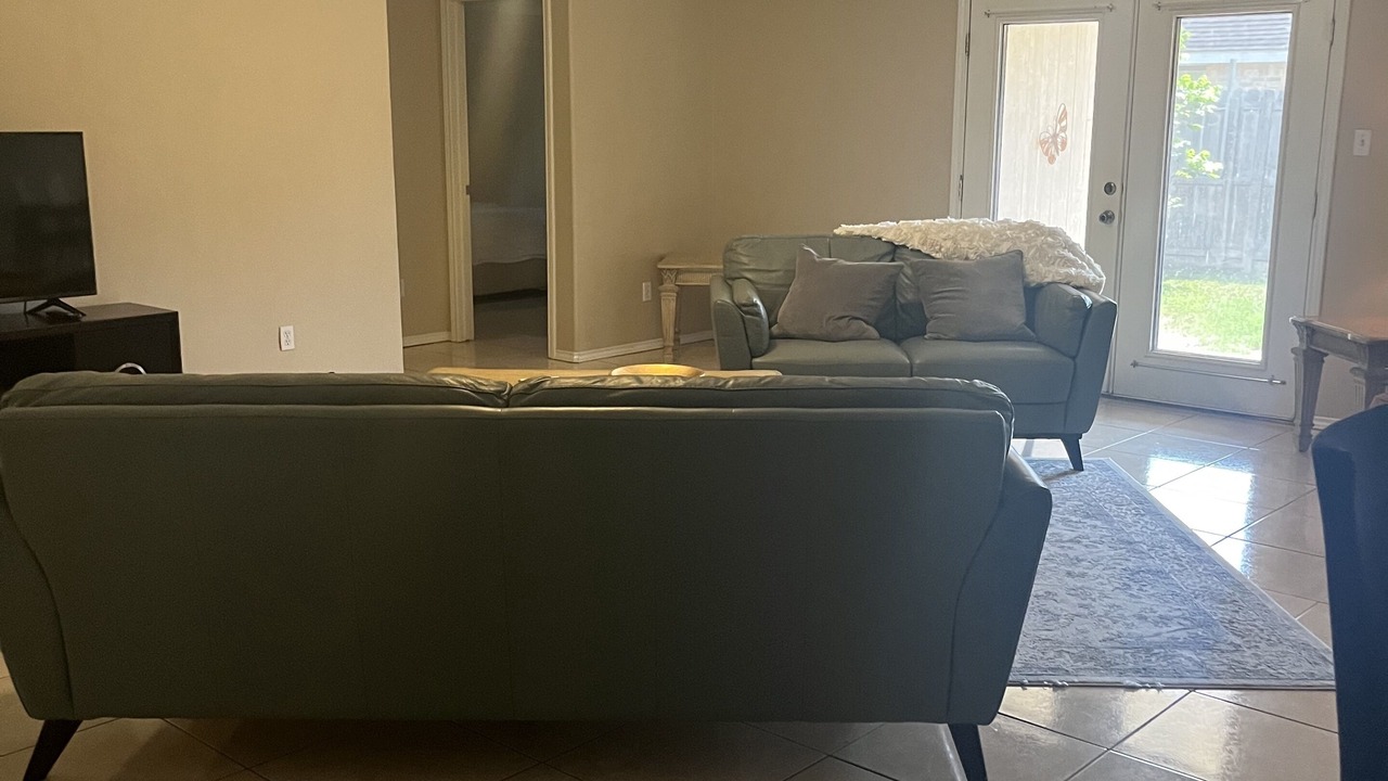 Photo of Livingroom in Pharr