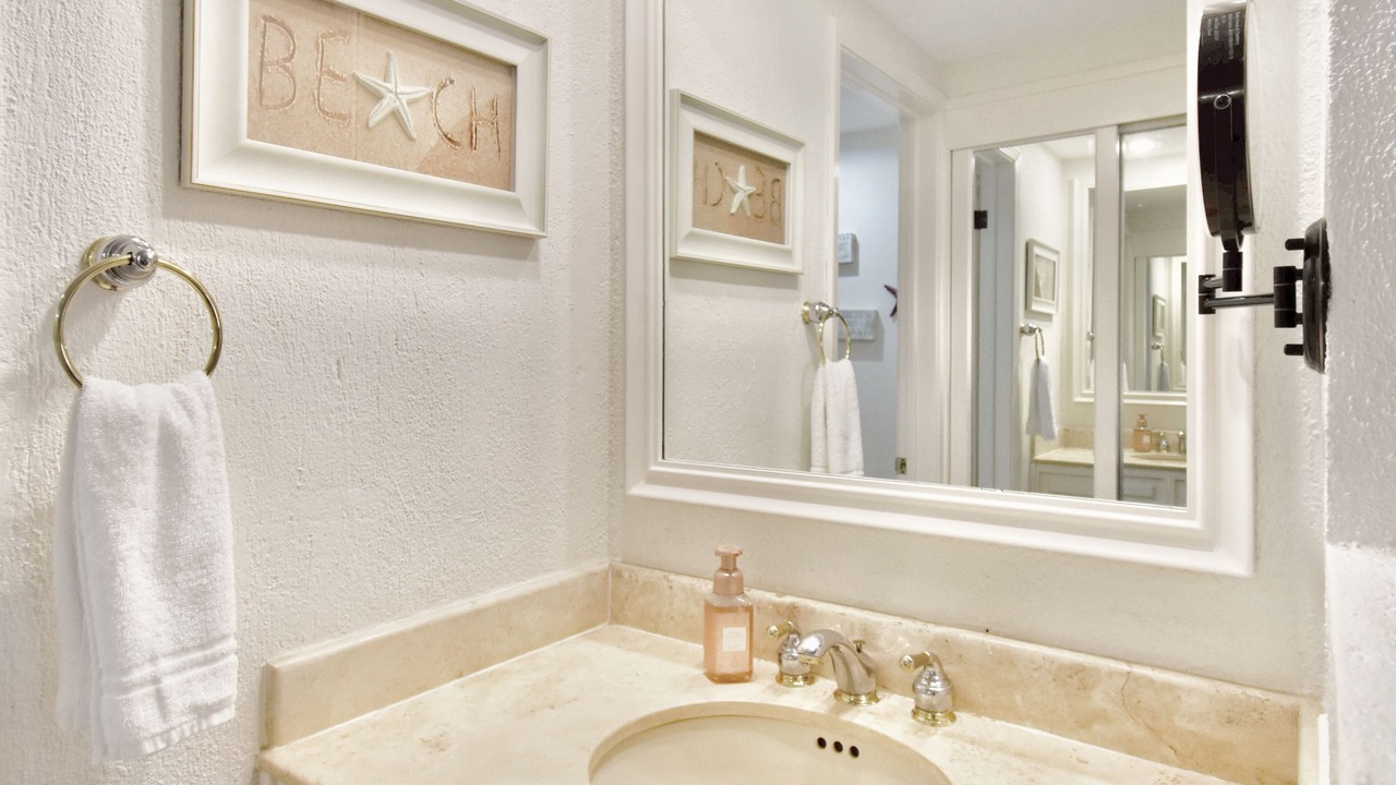 Photo of Bathroom in Sandy Beach