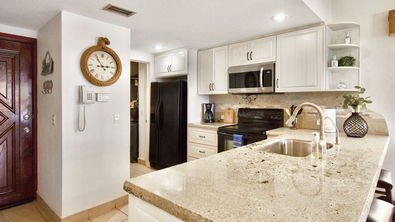 Photo of Kitchen in Sandy Beach