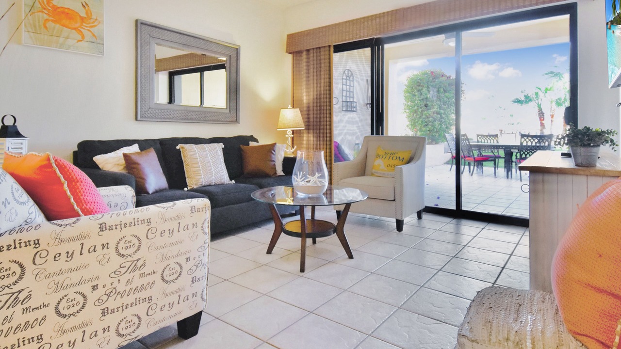 Photo of Livingroom in Sandy Beach