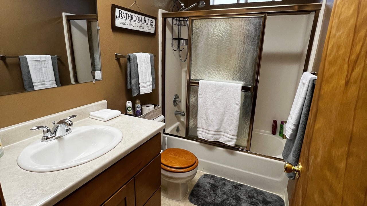 Photo of Bathroom in Willow Creek