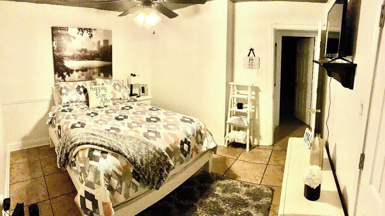 Photo of Bedroom in Southwest Arlington