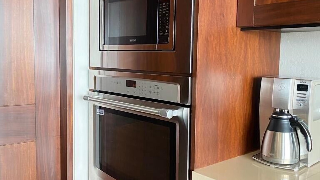 Photo of Kitchen in South Shore Hotel Area
