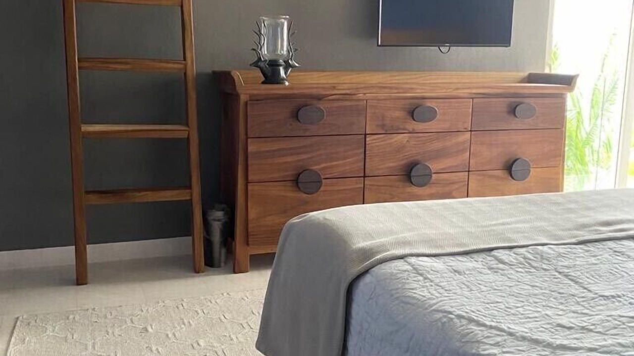 Photo of Bedroom in South Shore Hotel Area